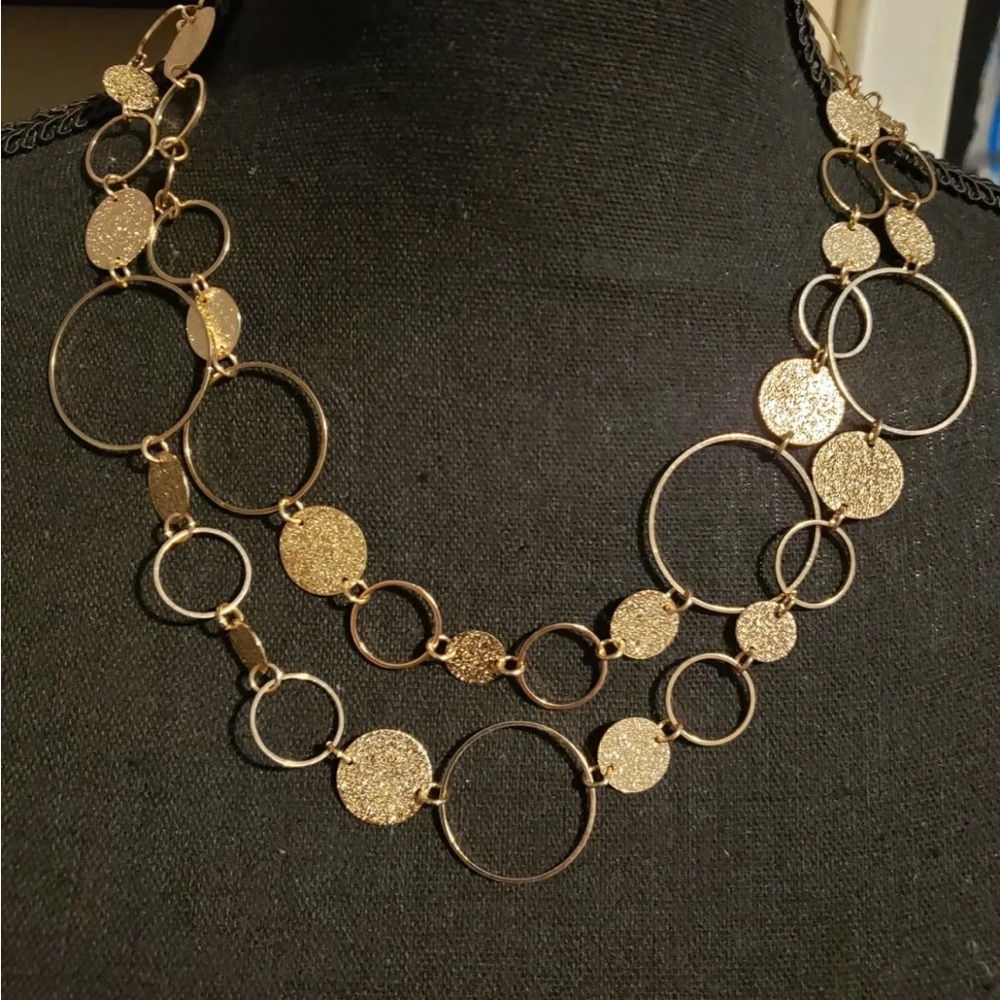 COPY - New York And Company Golden Colored Hoop Necklace NWT - Picture 2 of 4